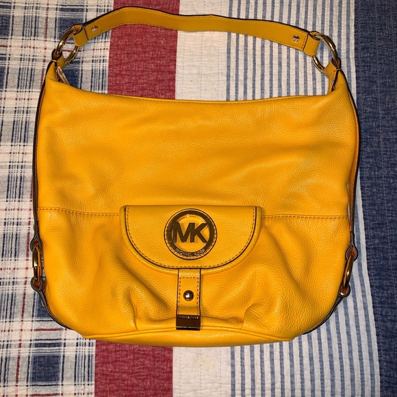 Michael Kors Shoulder Bag - Picture 5 of 7